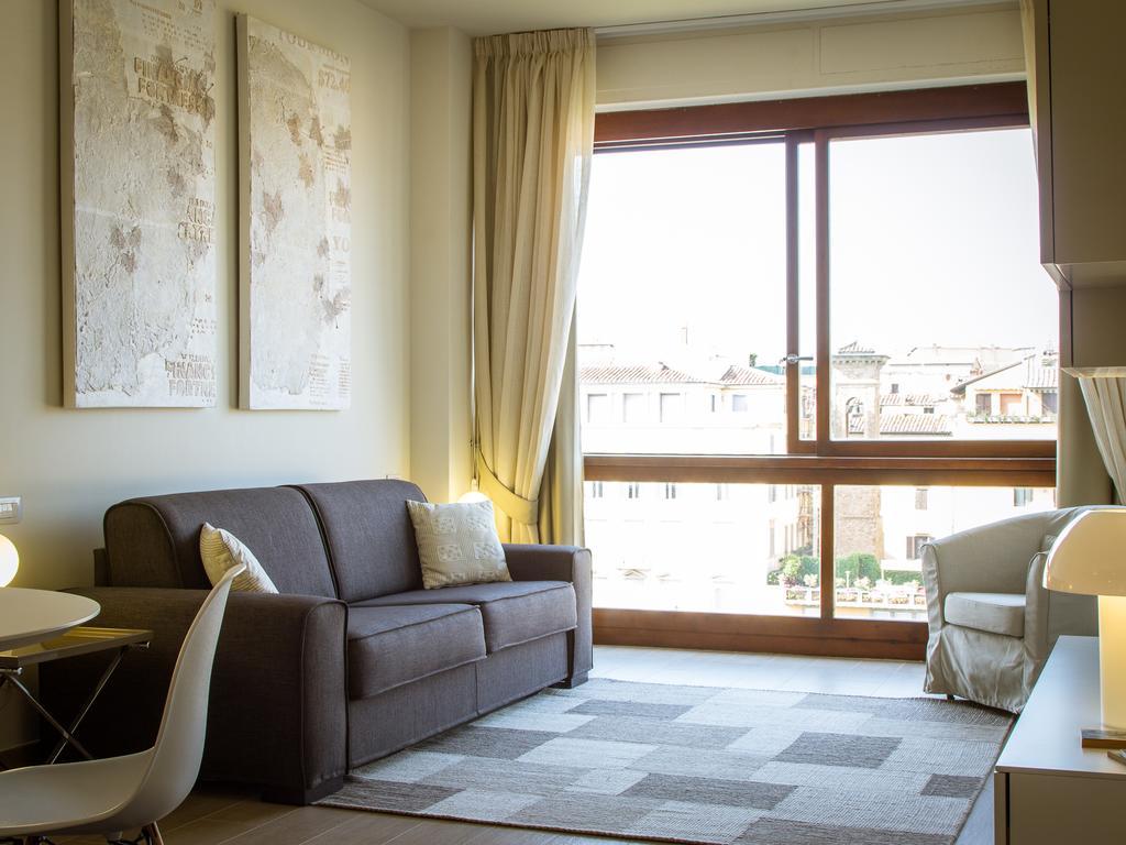Apartments Florence - Ponte Vecchio Exclusive Exteriör bild